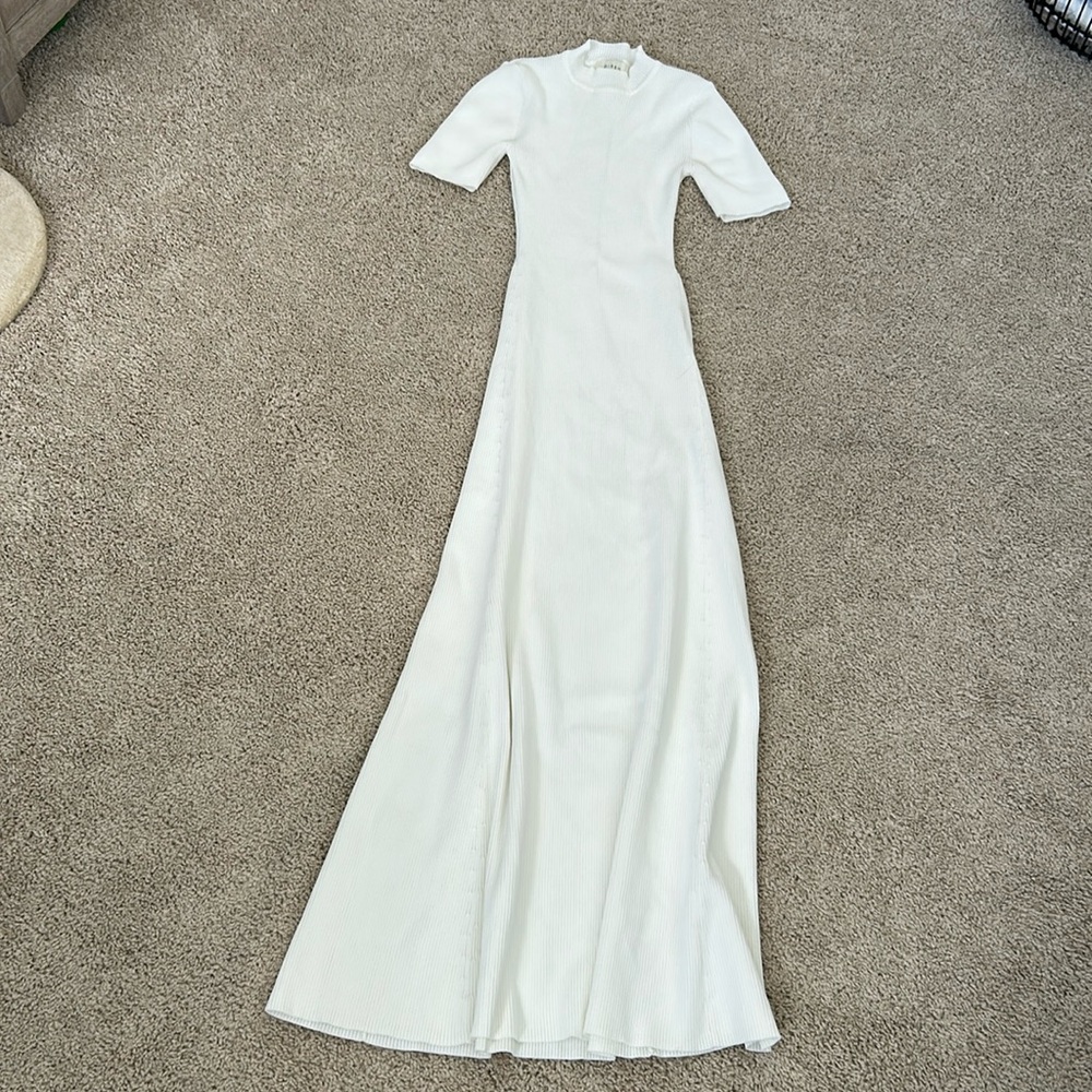 LIKE NEW - DISSH LONG- MIDI WHITE DRESS KNIT